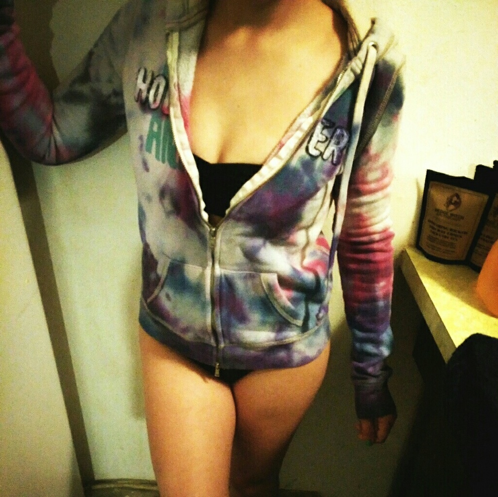 Xs tie dye hoodie